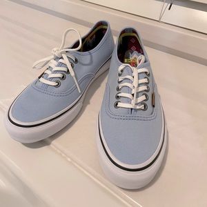 Brand New Vans Leila shoes W 6.5